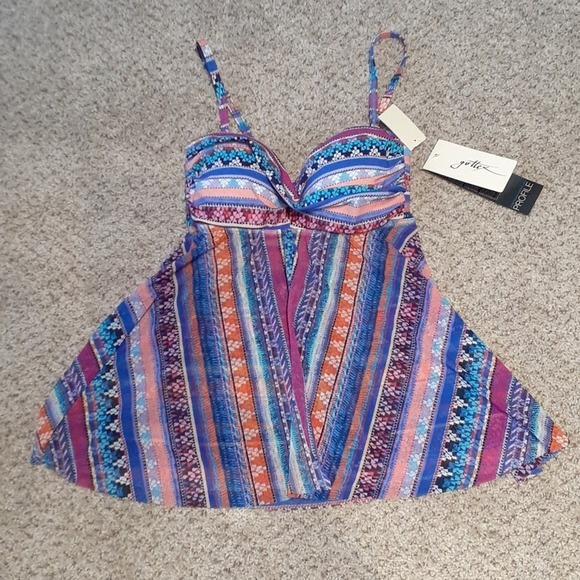NWT Profile by Gottex US sz 8 swimtop, $98.00